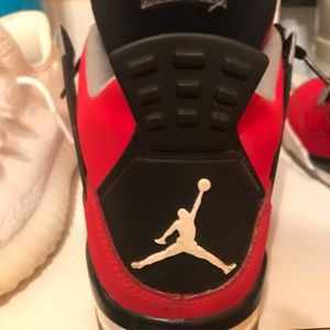 Meet your Posher, Niko